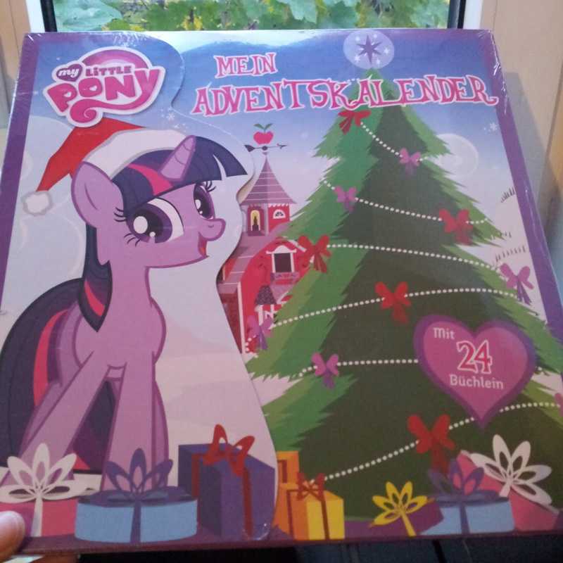 Dass ich My little Pony Fan bin, müsstet ihr ja schon mitbekommen haben.