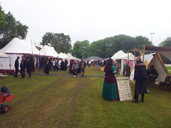 Und wieder ein Jahr ging es auf das Mittelalterlich Phantasie Spectaculum in Hohenweststedt.