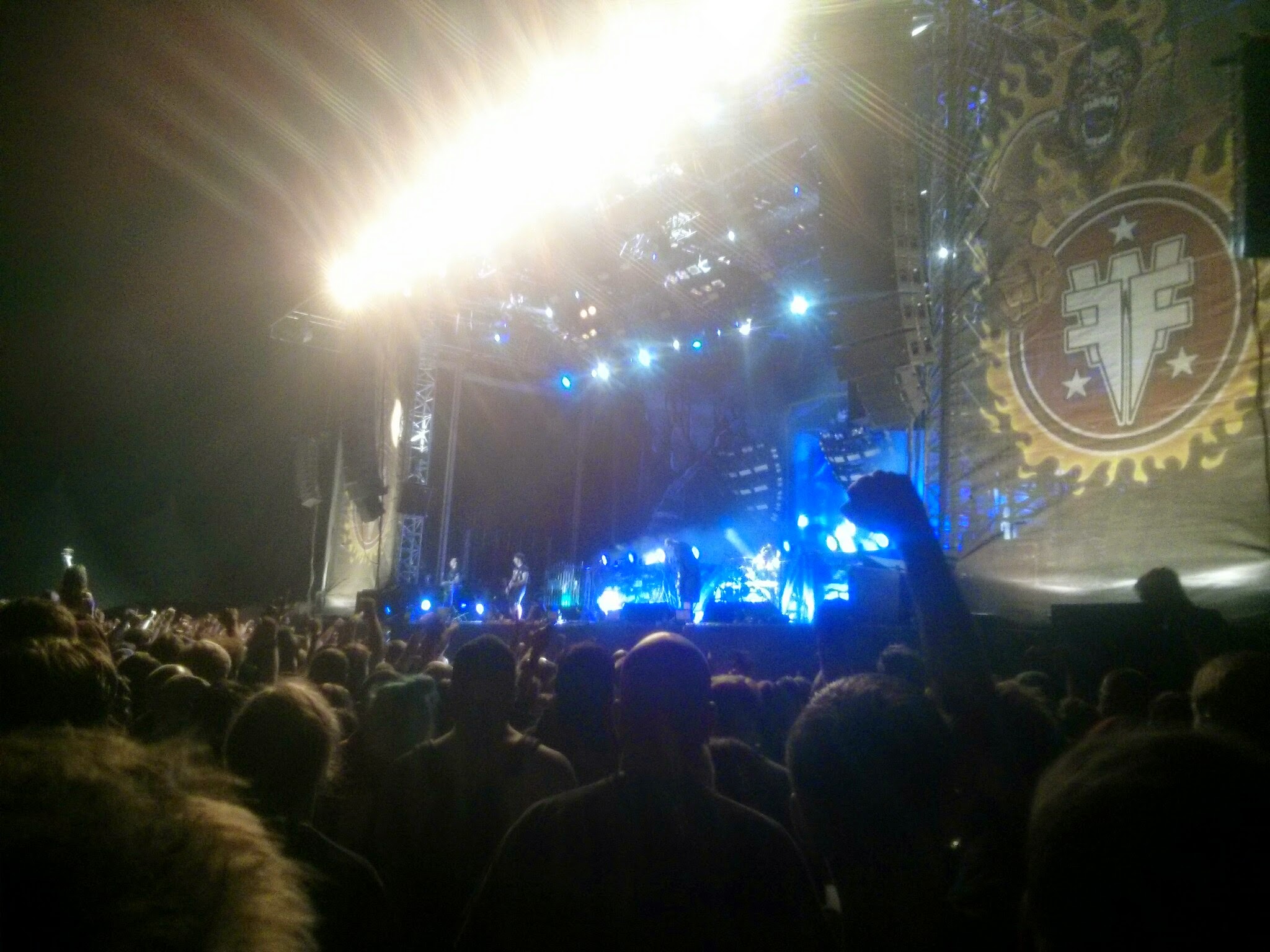 Dieses Jahr bin ich mit Freunden zum Full Force Festival aufgebrochen.