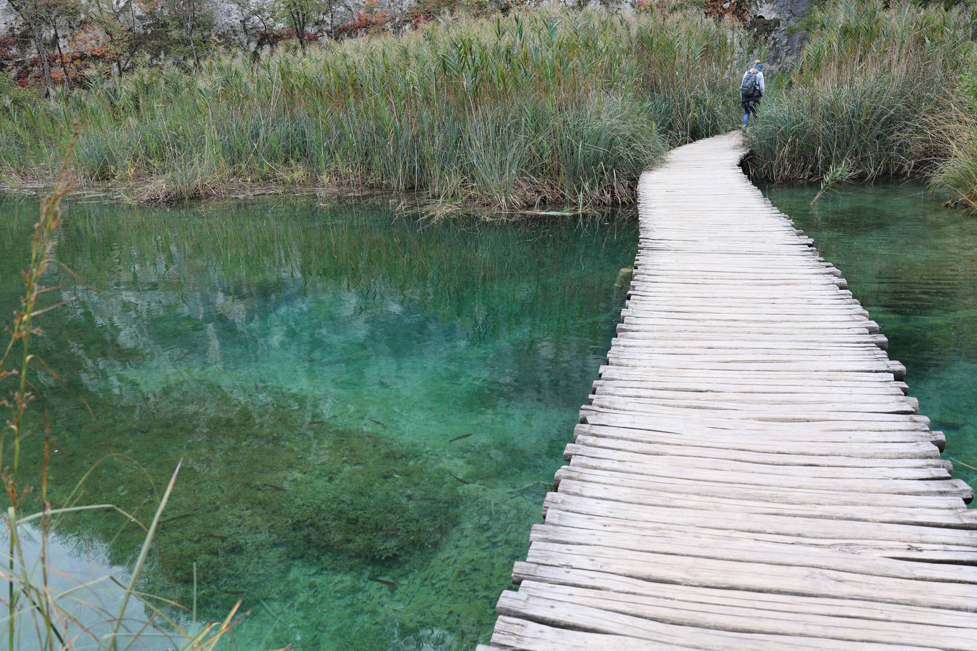 Steg durch die Plitvicer Seen